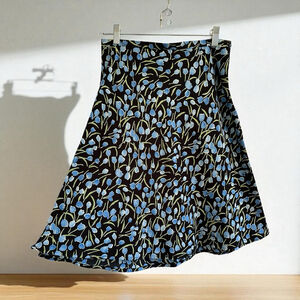 Dress Barn Skirt Side Zipper & Button Womens Size 6 Multicolor Summer Aline